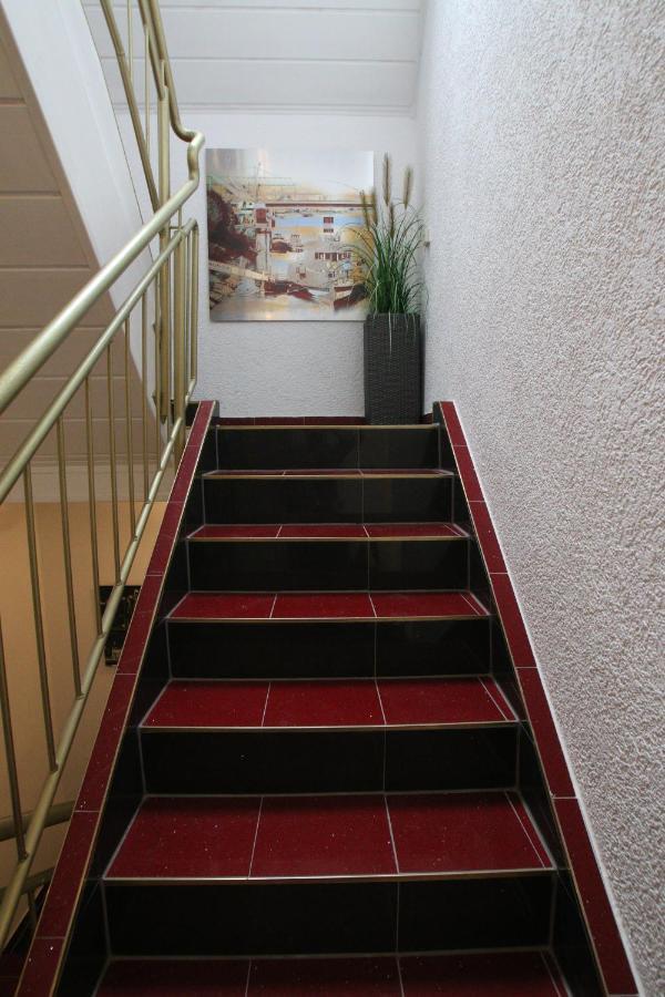 Gaestehaus Kronenstrasse Schwetzingen Buitenkant foto